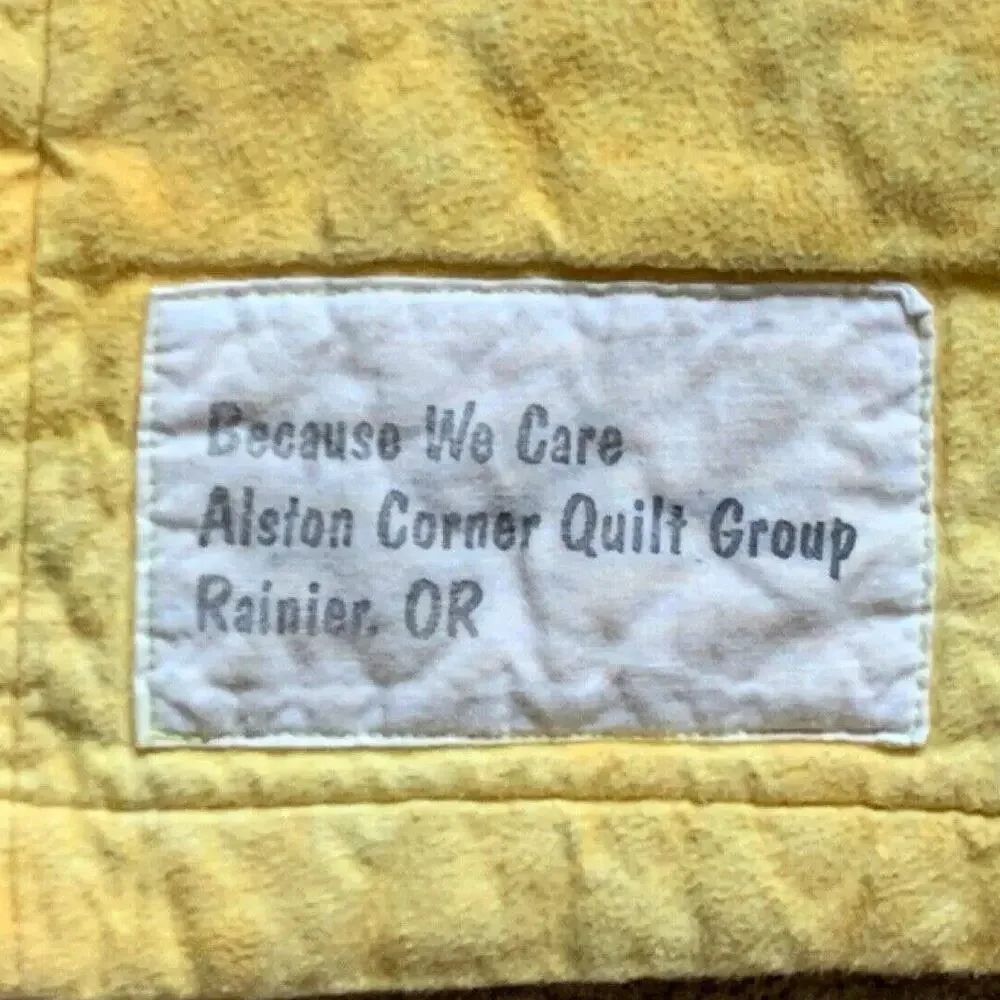 PATCH WORK QUILT Cartoon Animals Handmade: Alston Corner Quilt Group Rainier OR
